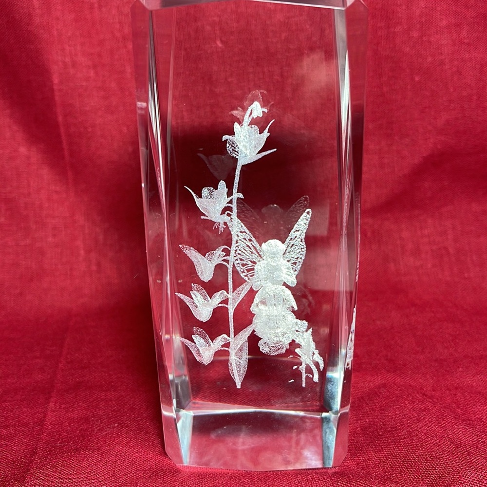 3-D laser etched crystal paperweight/decoration-fairy‎ with flowers - Picture 2 of 6